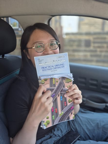Lily Cheng - BB Driving School pass
